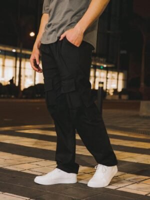 Jogger Cargo Negro Oversize Hombre
