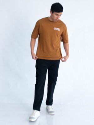 Jogger negro oversize para hombre con bolsillos cargo, estilo urbano