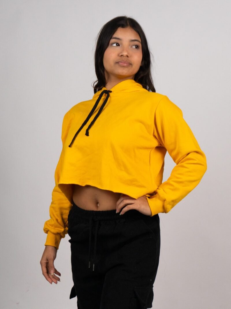 Polera Mostaza Sin Basta CropTop | Mujer
