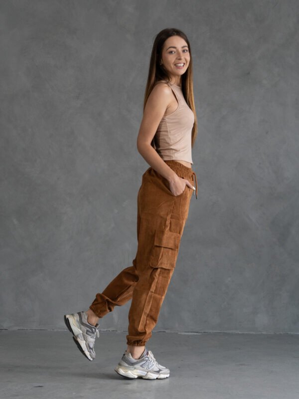Jogger Camelle Corduroy | Mujer