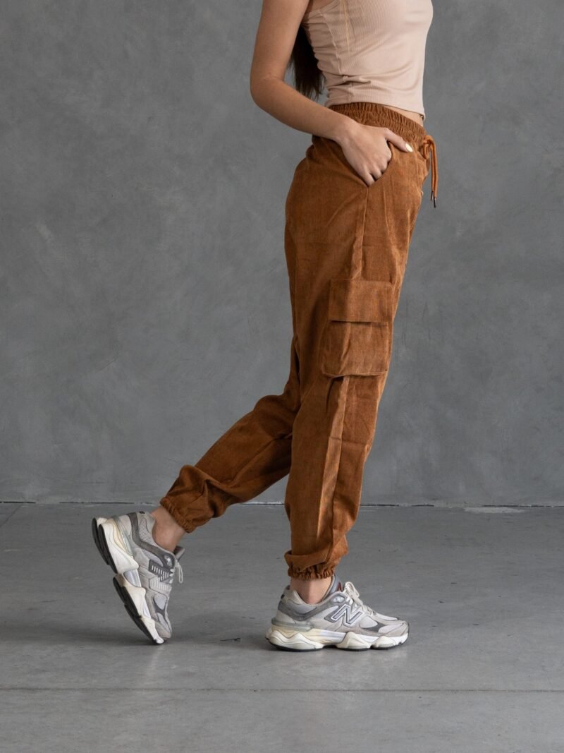 Jogger Camelle Corduroy | Mujer