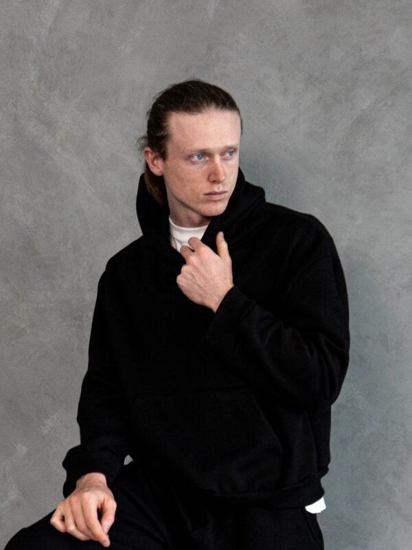 Polera Negra Boxy Fit para Hombre