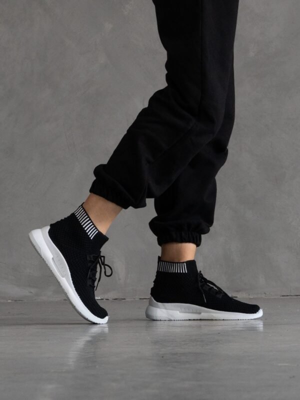Zapatilla Negro Botines | Mujer