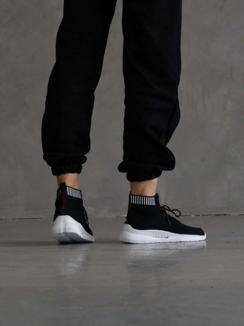 Zapatilla Negro Botines | Mujer
