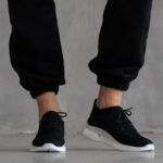 Zapatilla Negro Capsula | Mujer