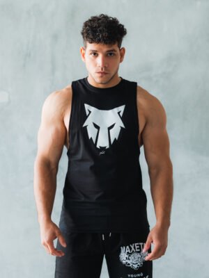 bividi negro Fox de Ezzeta, mostrando el estilo casual y cómodo de la prenda.