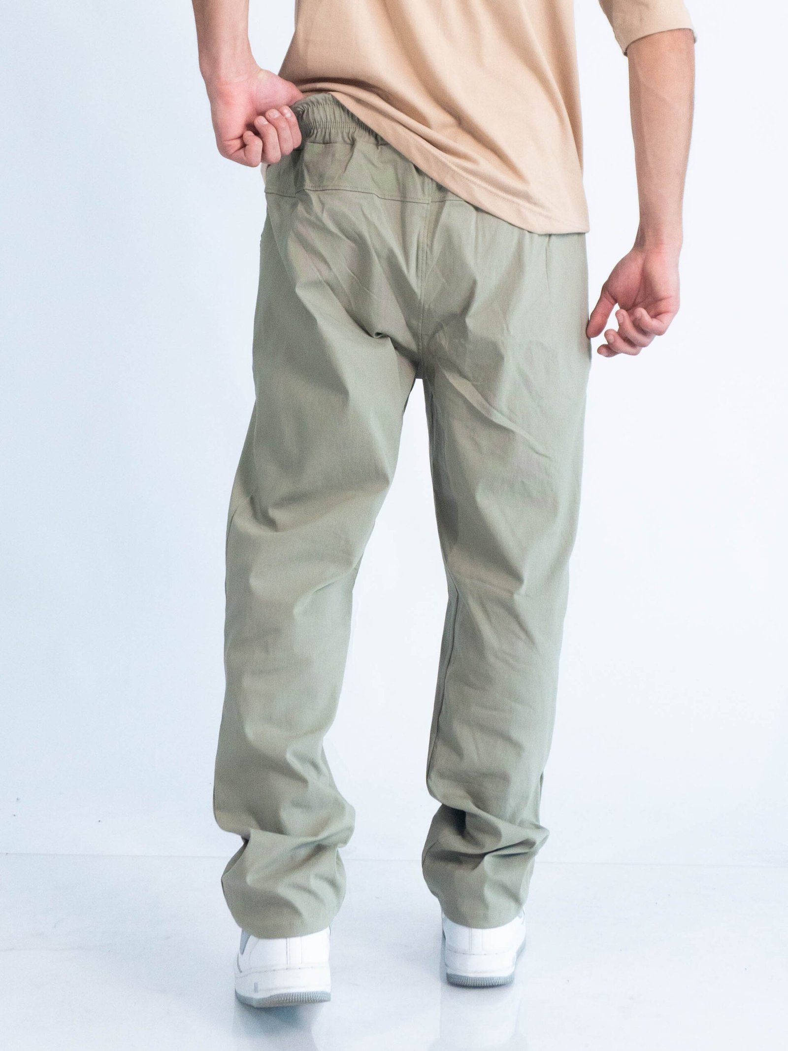 Jogger Cemento Ston de Ezzeta Company
