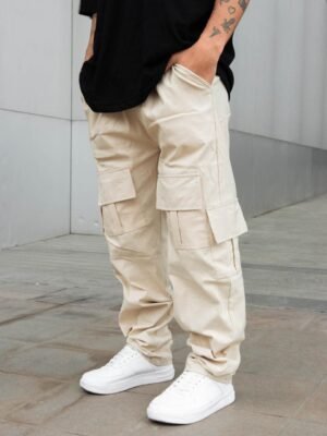 Jogger hueso oversize para hombre con bolsillos cargo, estilo urbano