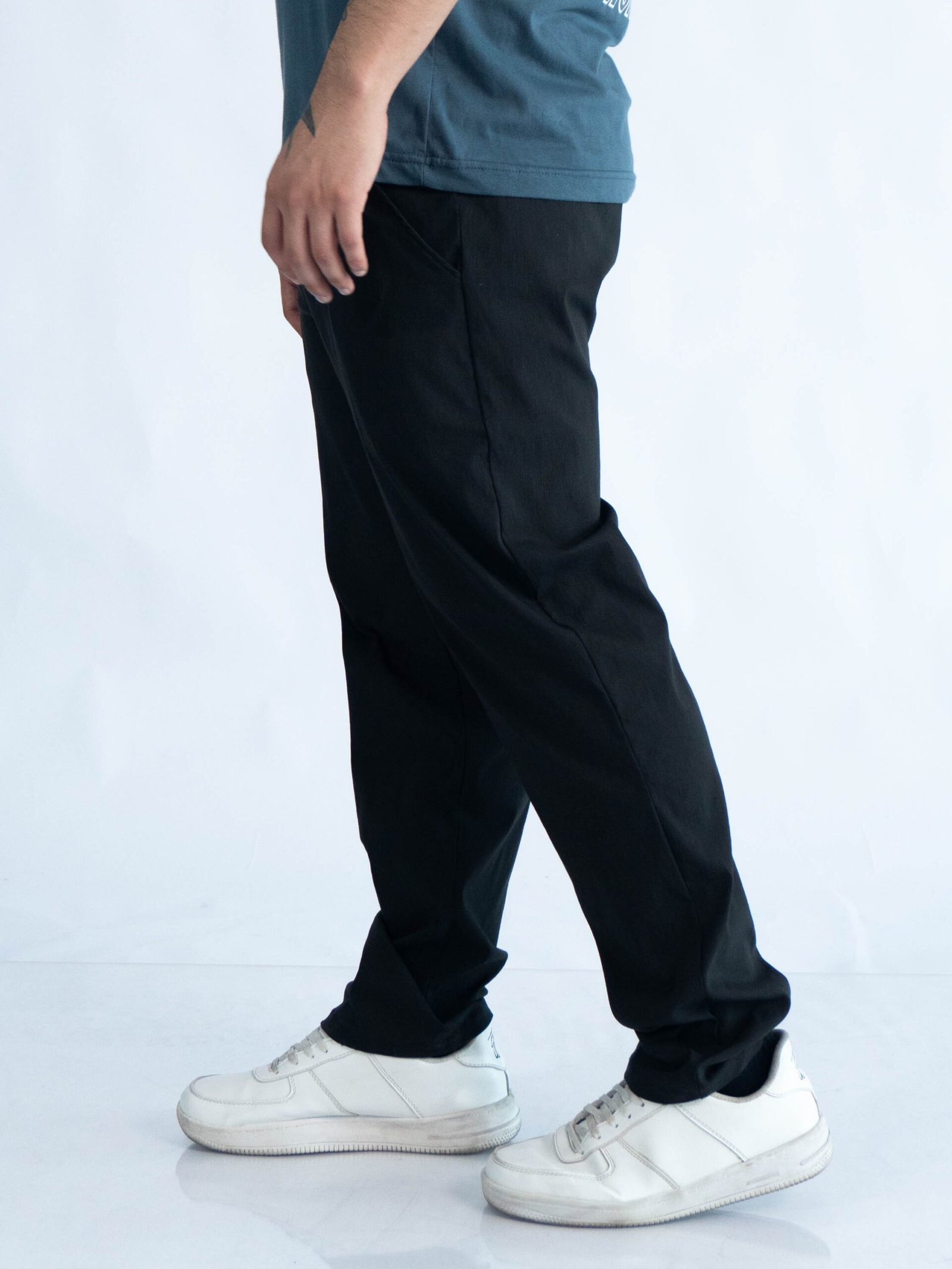 Jogger Negro Ston para hombre