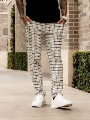 Pantalón Blanco Con Cuadro Negro Rafinato