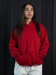 Polera rojo oversize de algodon con capucha