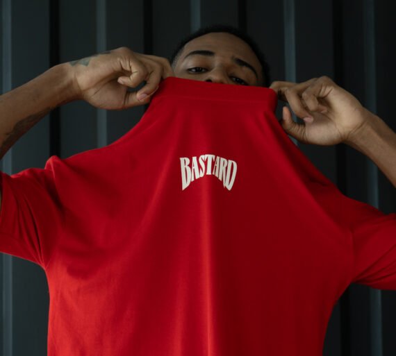 polo-rojo-bastard-hombre