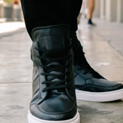 Zapatilla Botines Negro Suela Blanca Hombre