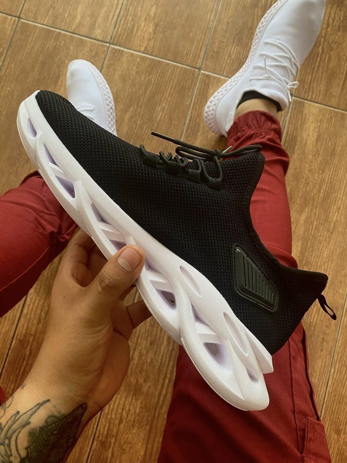 Zapatilla negra con suela blanca Braid para Hombre