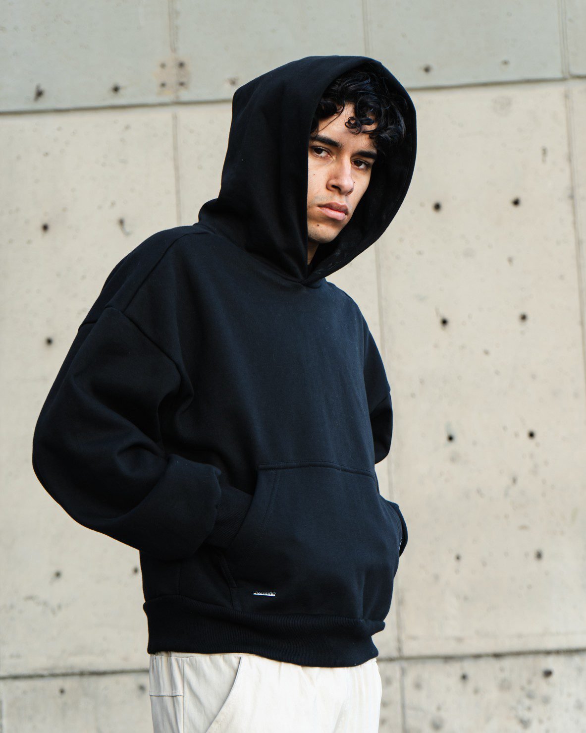 Polera Negro Minimalist | Hombre