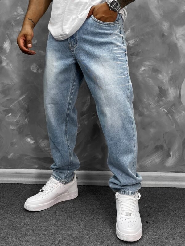 Mom jean Ice para hombre en color azul ultra-claro